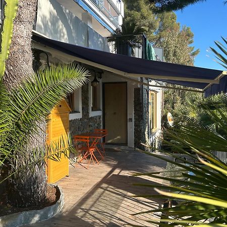Estasi Di Cabiria Apartment Varazze Bagian luar foto