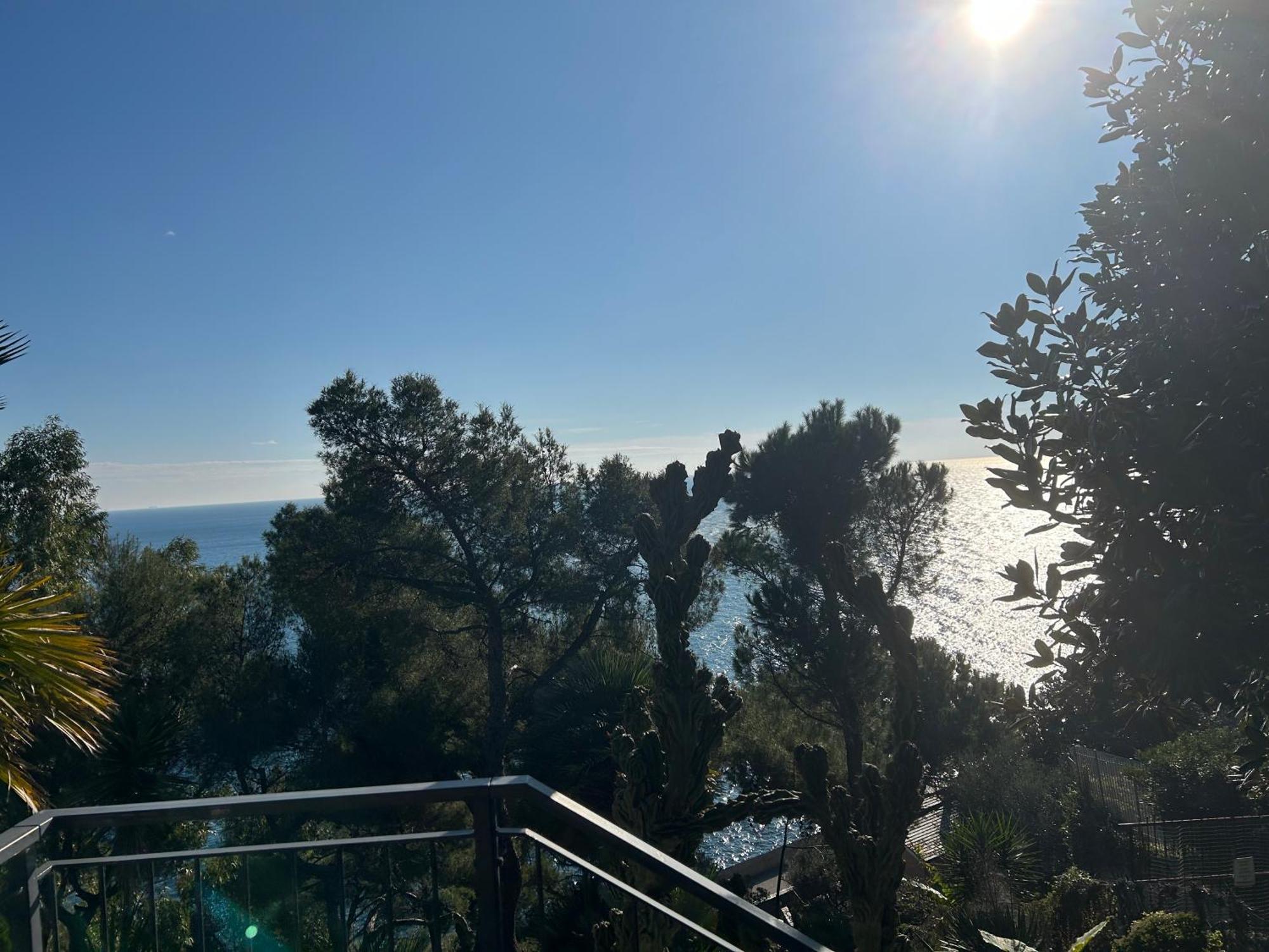 Estasi Di Cabiria Apartment Varazze Bagian luar foto